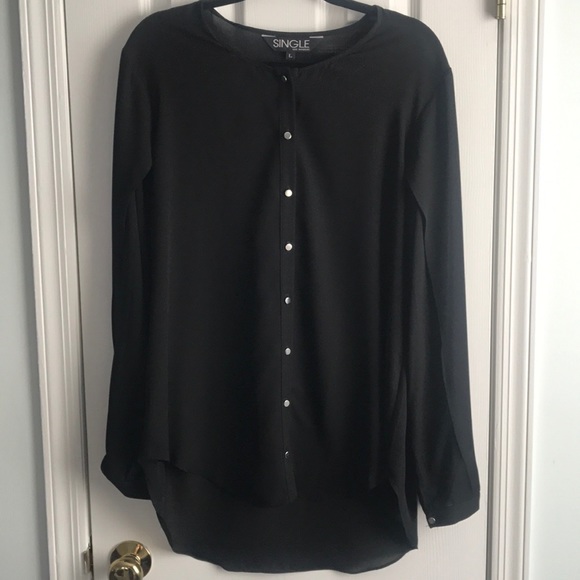 SINGLE Los Angeles Tops - Black semi sheer blouse with slit sleeves